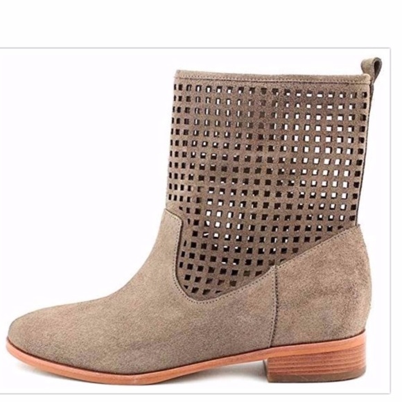 DESERT GRAHAM ANKLE SUEDE BOOTS LASER CUT BOOTIES - Picture 2 of 8